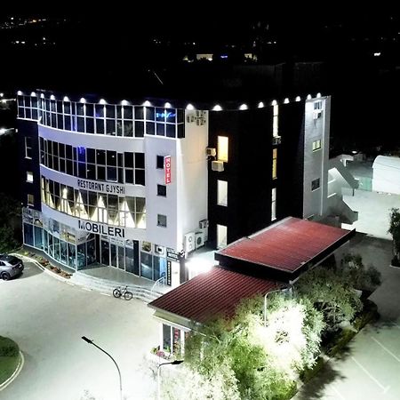 Grand Hotel Gjyshi Qerrexhias Exteriér fotografie